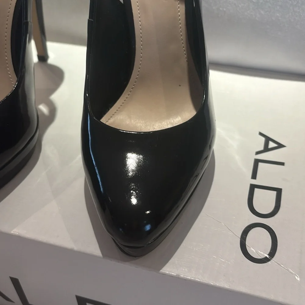 Aldo’s almond toe sling back pumps - Picture 2 of 4
